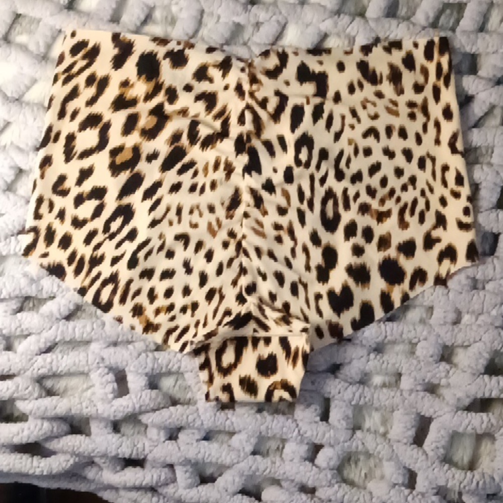 VS SEAMLESS NO SHOW BRIEF (vintage/rare) 💥 FINAL SALE PRICE 💥 - Picture 2 of 6